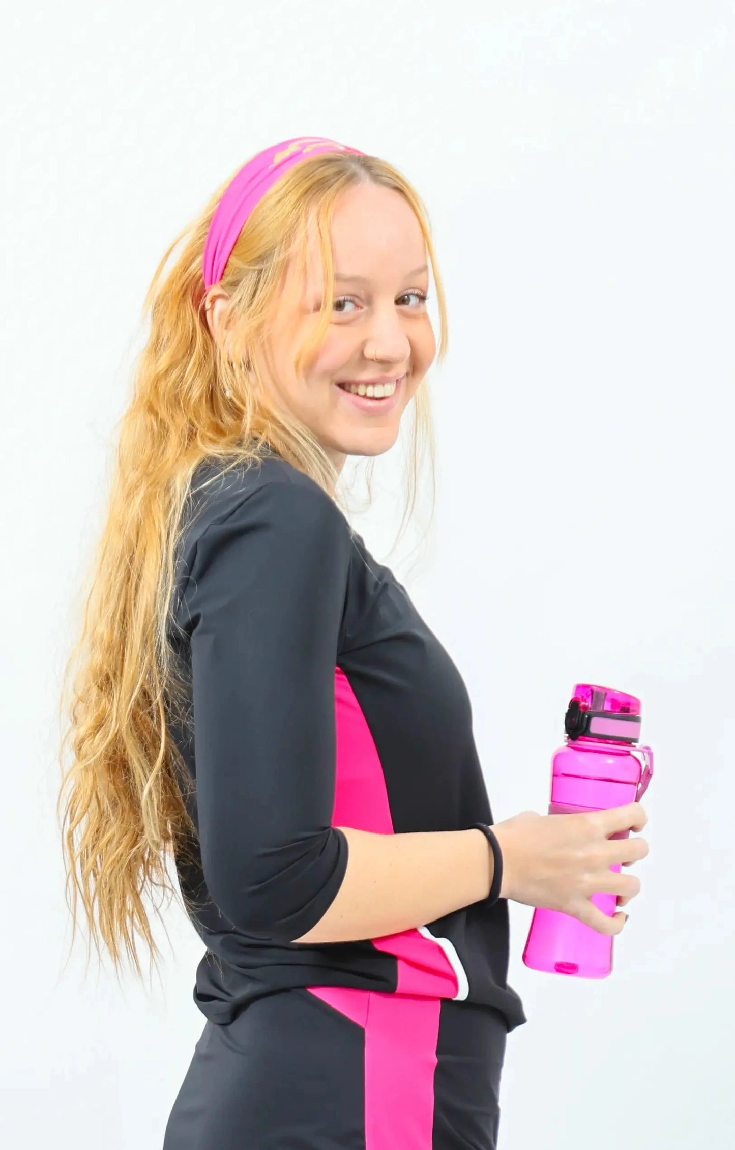 חולצת אימון דובדבן שחור