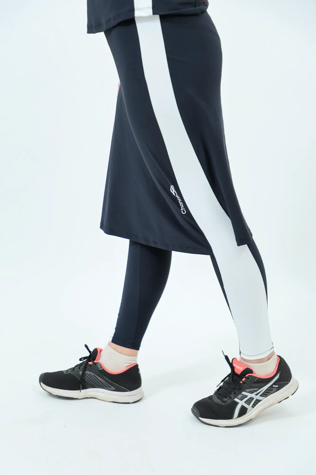 Black and White Skajort Triathlon Set