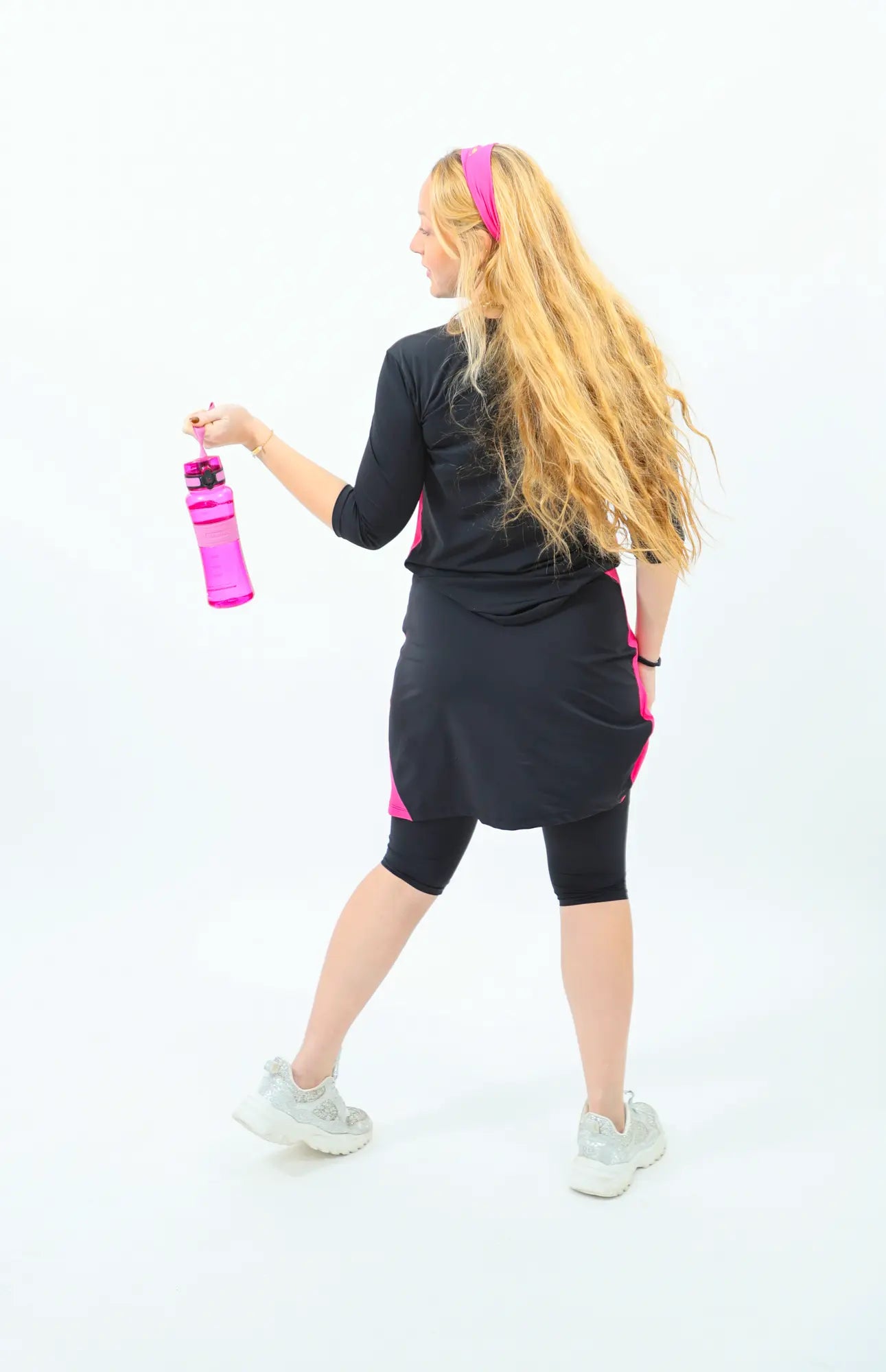 חולצת אימון דובדבן שחור